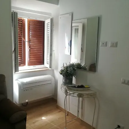 La Casina Della Nonna Near Rome